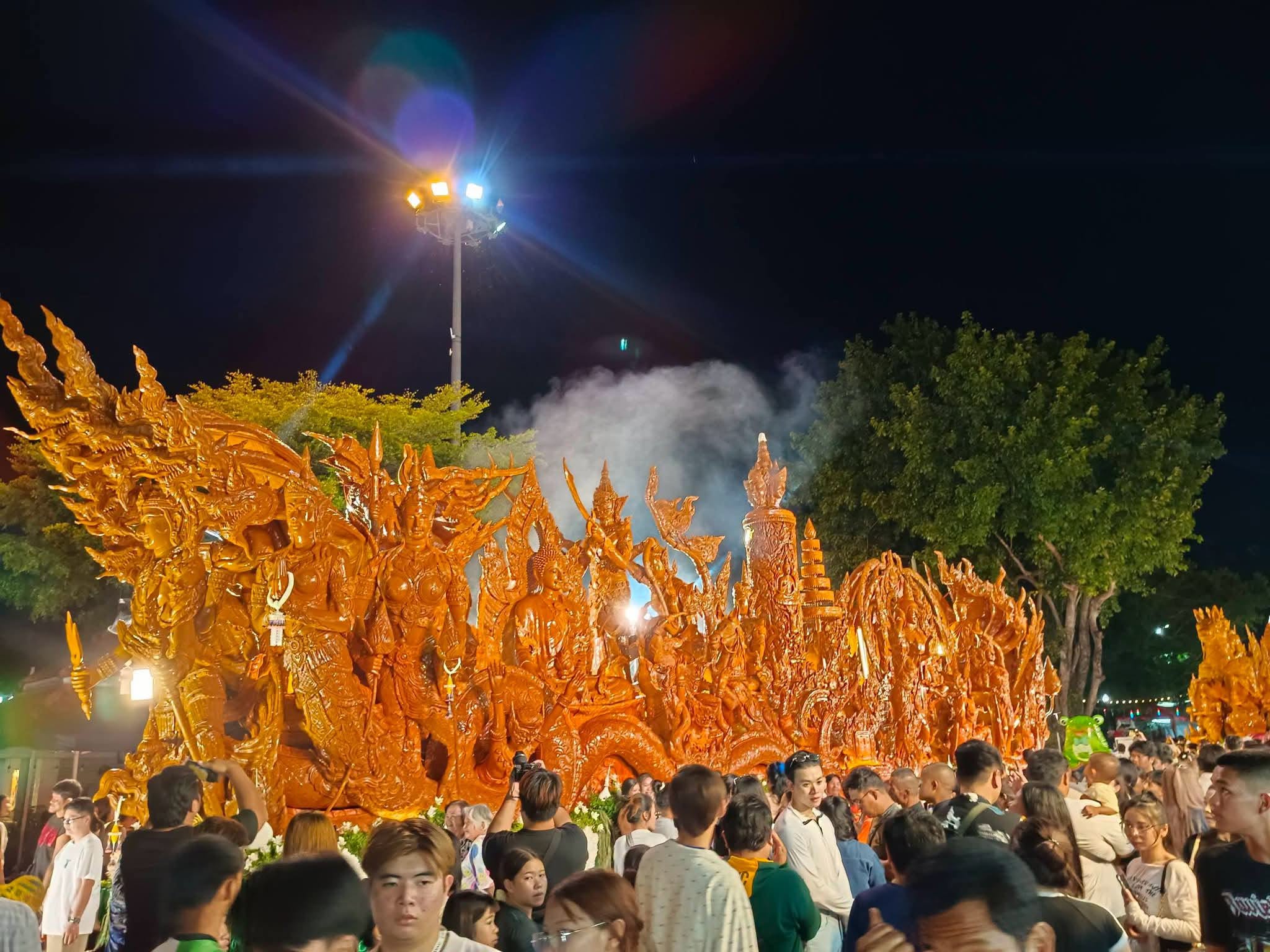 candle fest 2569 09